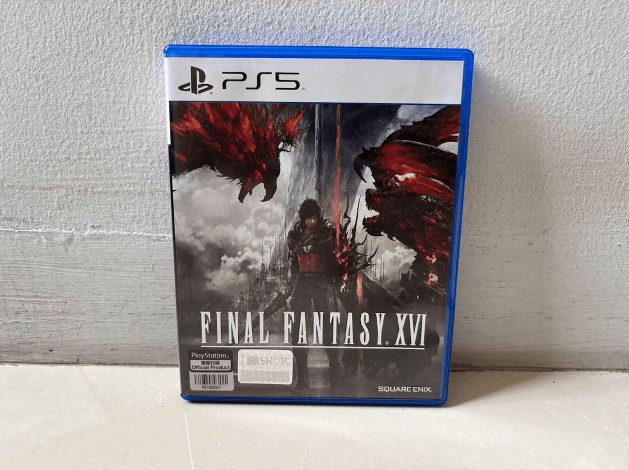 I bought a pre-owned FF16 disc. I havent played it yet at the time of writing, but Im looking forward to it!